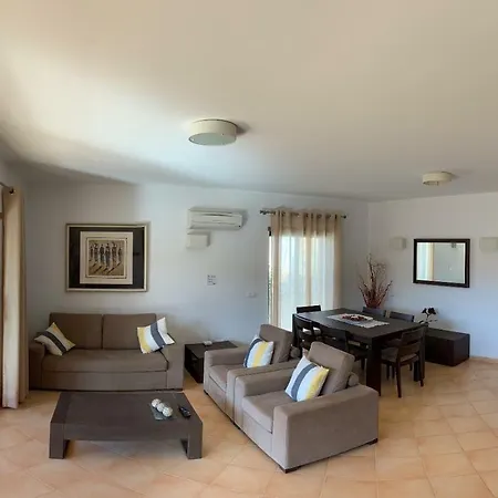 2 Bedroom Family In Praia Da Luz *