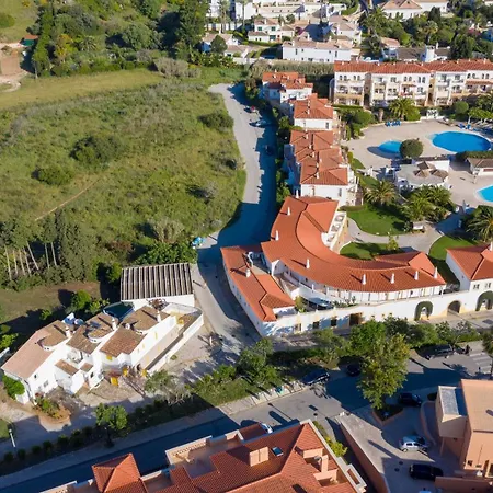 2 Bedroom Family In Praia Da Luz Apartman *